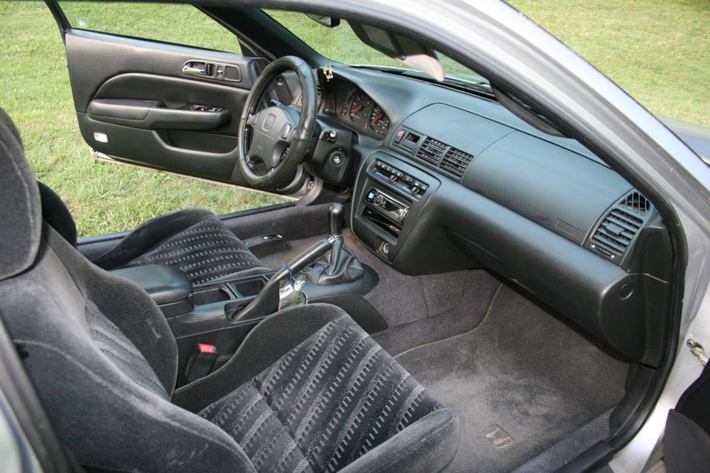 Illustration for article titled At $6,000, Could This 2001 Honda Prelude SH Be the Start of Something Big?